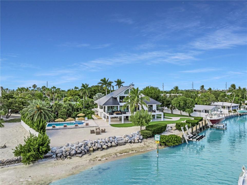 91 Iroquois Dr, Islamorada, Florida 33036