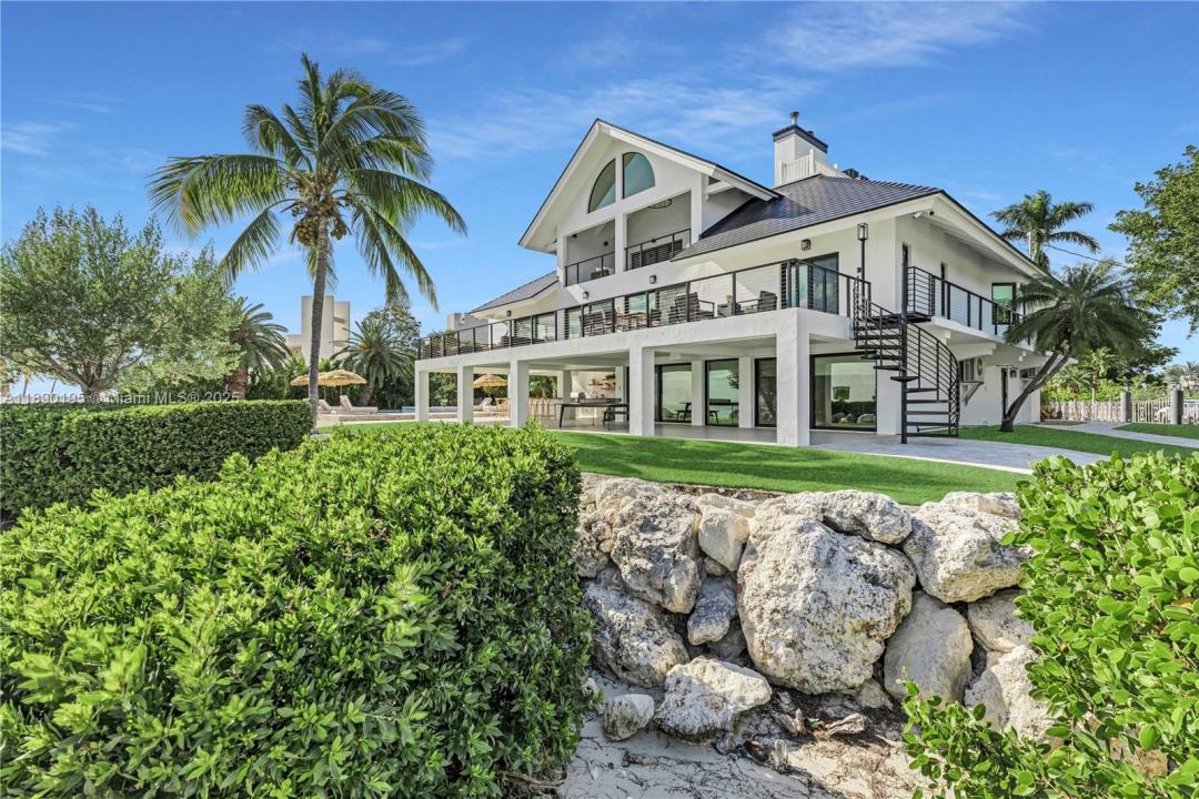 91 Iroquois Dr, Islamorada, Florida 33036