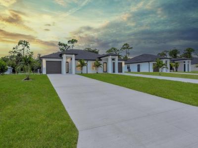 4913/4915 S Leonard Blvd S, Lehigh Acres, Florida 33973