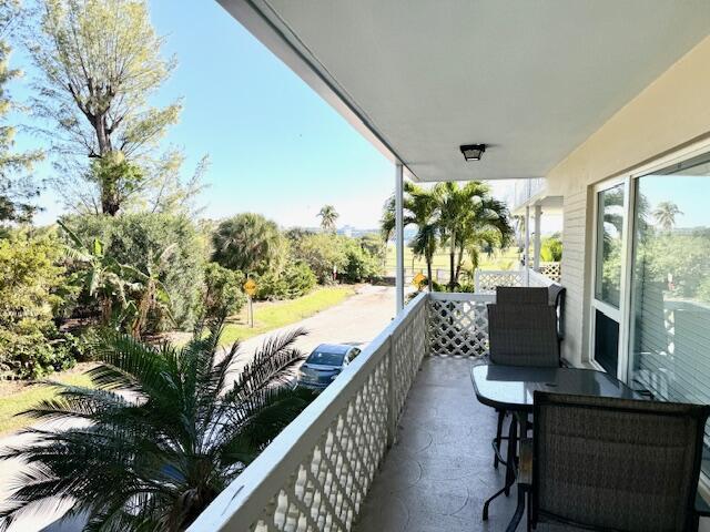 131 N Golfview Road 4, lake Worth Golfview, Lake Worth Beach, Florida 33460