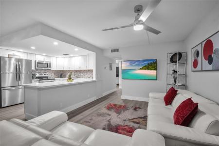 3039 Hythe C 3039, Boca Raton, Florida 33434, USA