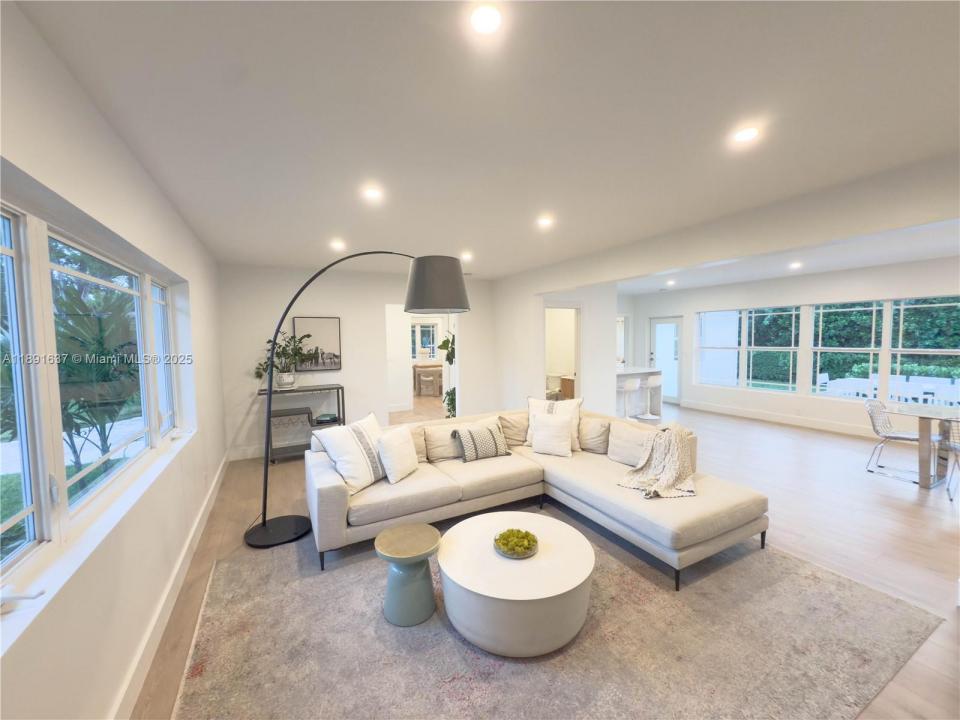 1300 NE 102nd St 0, Miami Shores, Florida 33138