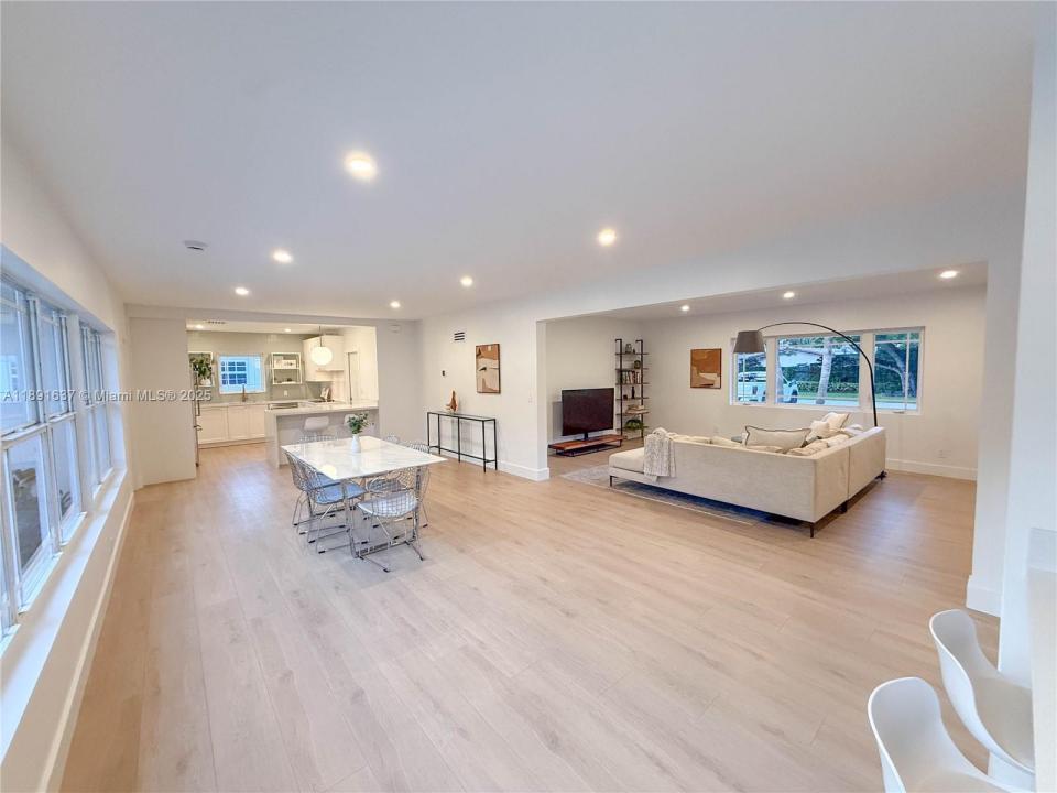 1300 NE 102nd St 0, Miami Shores, Florida 33138