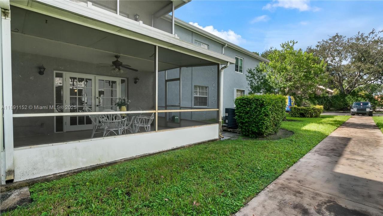 7554 Stirling Rd 103, Davie, Florida 33024