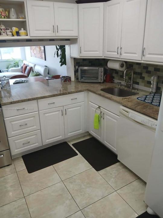 329 SE 3rd St 304S, Hallandale Beach, فلوريدا 33009, الولايات المتحدة