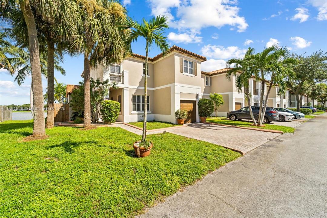 14391 NW 83rd Ave, Miami Lakes, フロリダ 33016, アメリカ合衆国