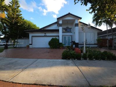 8900 NW 148th Ter, Miami Lakes, Florida 33018