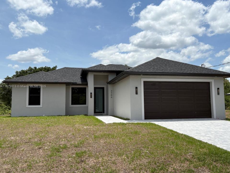 3706 E 19 TH ST, Lehigh Acres, Florida 33972
