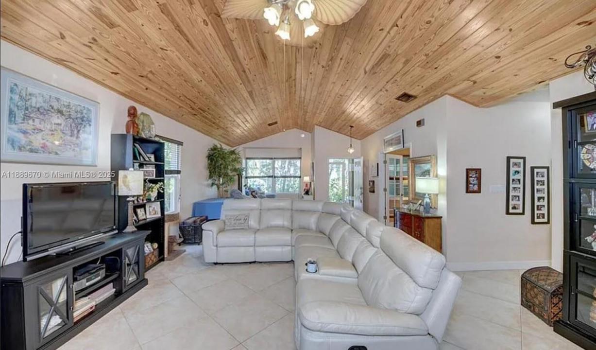 2014 SE Mantua St none, Port St. Lucie, フロリダ 34952, アメリカ合衆国