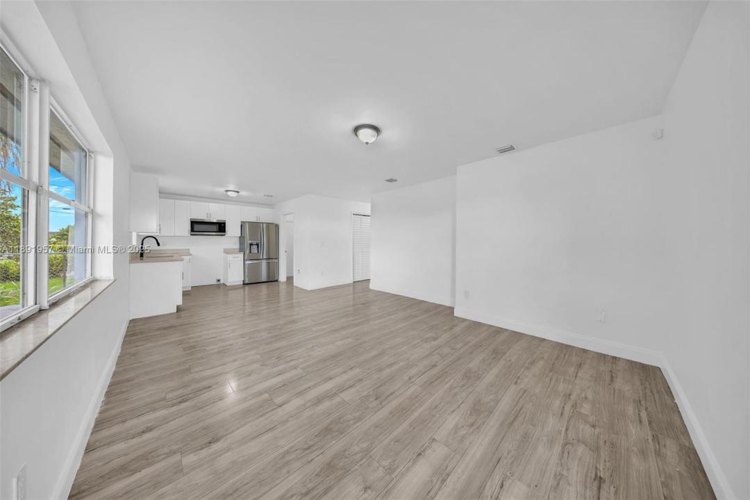 1422 NW 8th Ave, Florida City, Florida 33034, USA