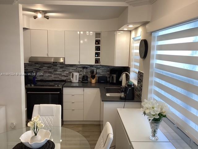 3133 S Ocean Dr 118, Hallandale Beach, Florida 33009, Stati Uniti