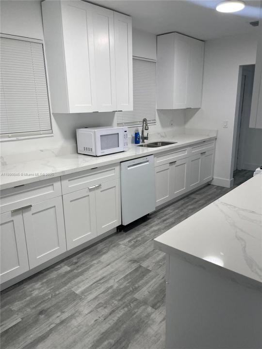 1220 NW 180th Ter, Miami Gardens, Floride 33169, États-Unis