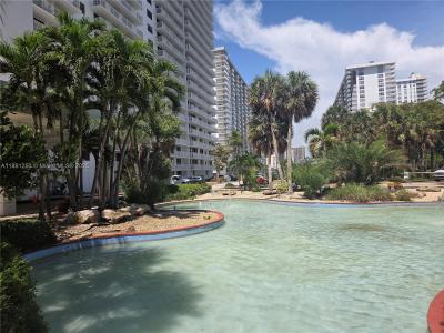 210 174th St L18, Sunny Isles Beach, Florida 33160, USA