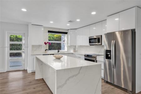 920 NE 99 St, Miami Shores, Florida 33138, USA