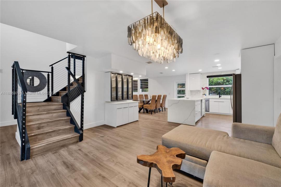 920 NE 99th St, Miami Shores, فلوريدا 33138, الولايات المتحدة