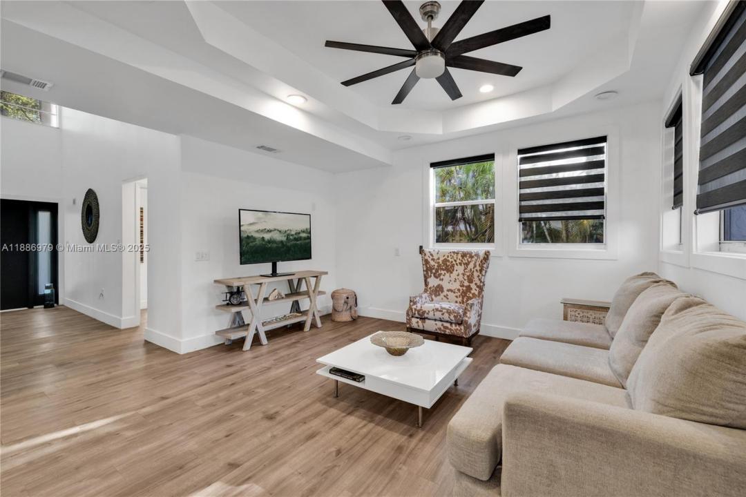 920 NE 99th St, Miami Shores, فلوريدا 33138, الولايات المتحدة
