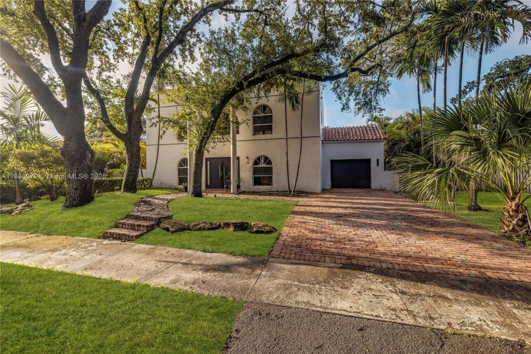 920 NE 99th St, Miami Shores, فلوريدا 33138, الولايات المتحدة