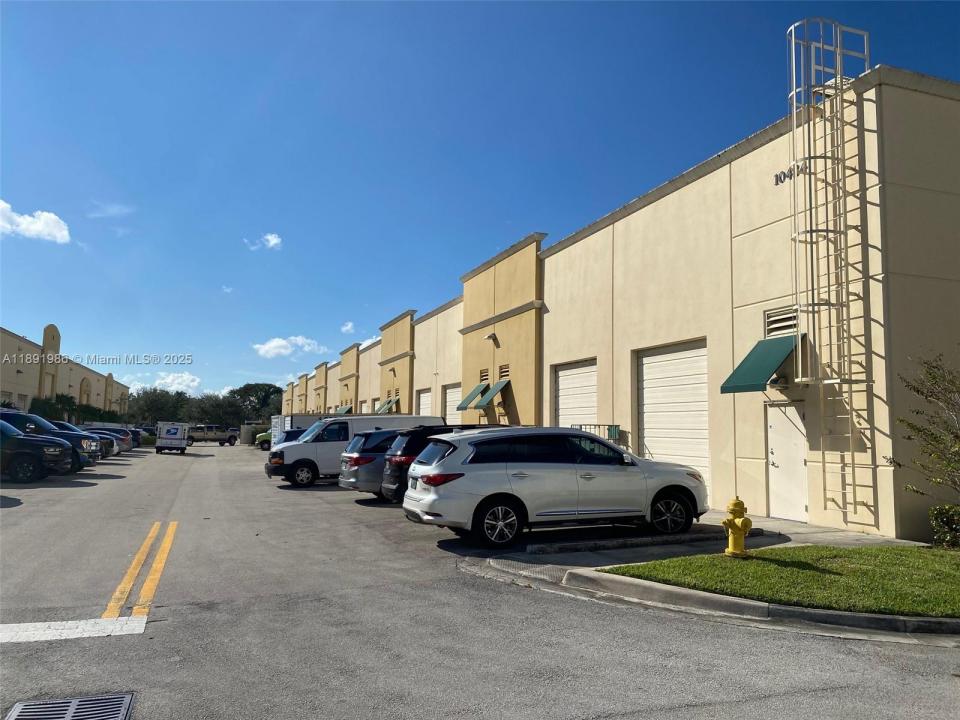10424 W State Road 84 2, Davie, Floryda 33324, USA