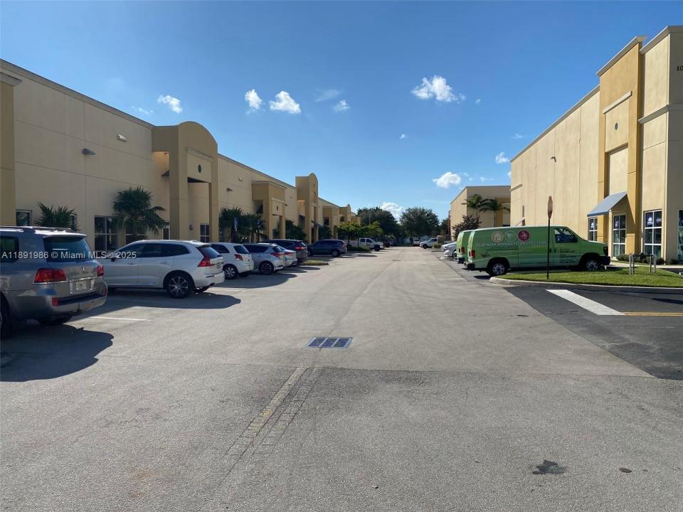 10424 W State Road 84 2, Davie, Floryda 33324, USA