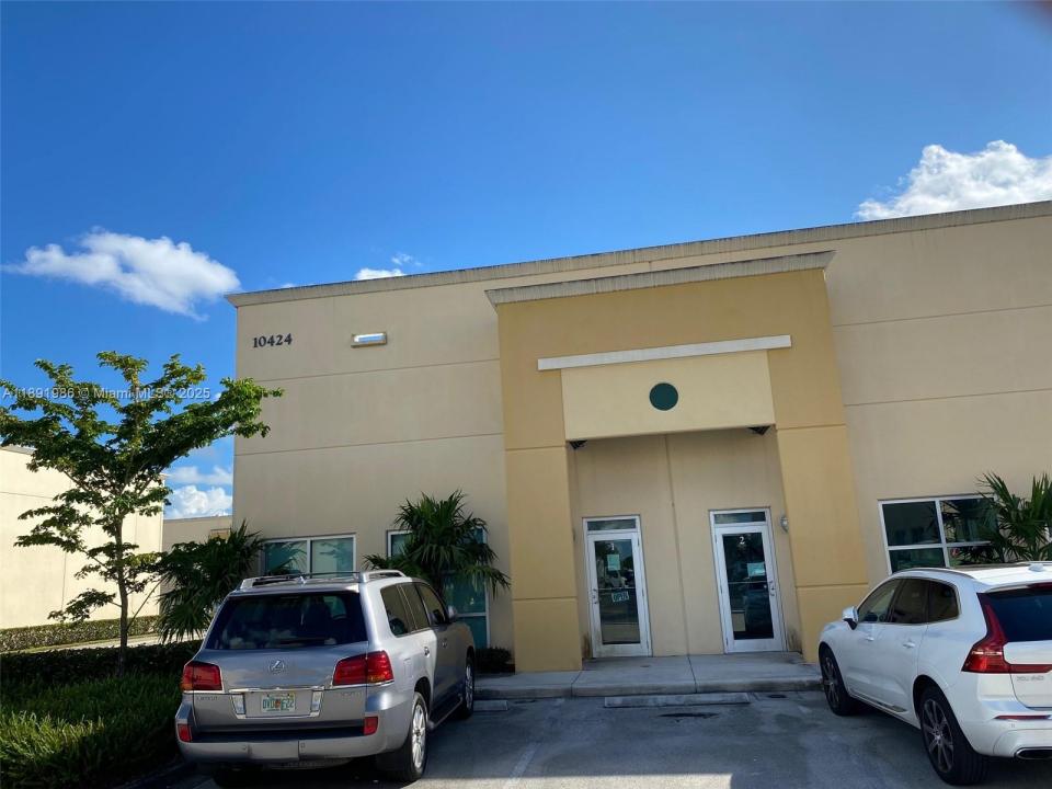 10424 W State Road 84 2, Davie, Floryda 33324, USA