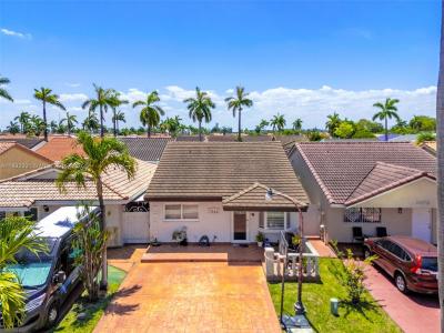 11562 NW 87th Pl, Hialeah Gardens, Florida 33018, Stati Uniti