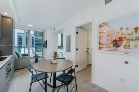 227 NE 2nd St 2908, Miami, Florida 33132, USA