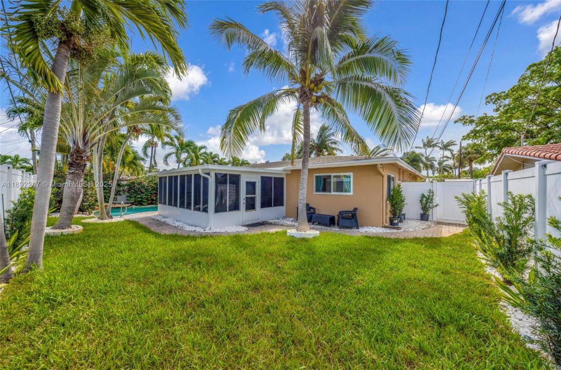 2115 NE 54th Ct, Fort Lauderdale, פלורידה 33308, ארצות הברית של אמריקה