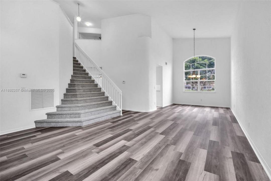 1637 SW 156TH AV, Pembroke Pines, Floride 33027, États-Unis