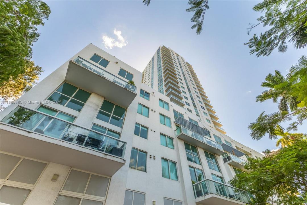 1861 NW S River Dr 406, Miami, Florida 33125