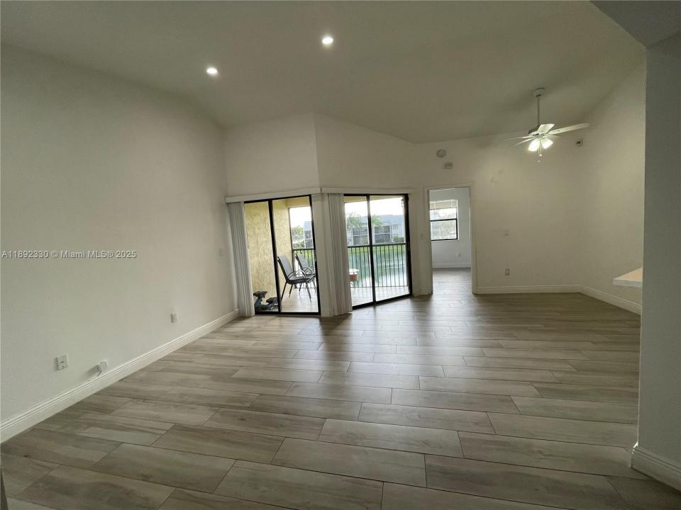 1042 Adams Ave 1042E, Homestead, Florida 33034, Amerika Birleşik Devletleri