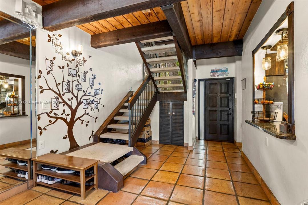 19440 NE 26th Ave 53B, Miami, Florida 33180, Estados Unidos