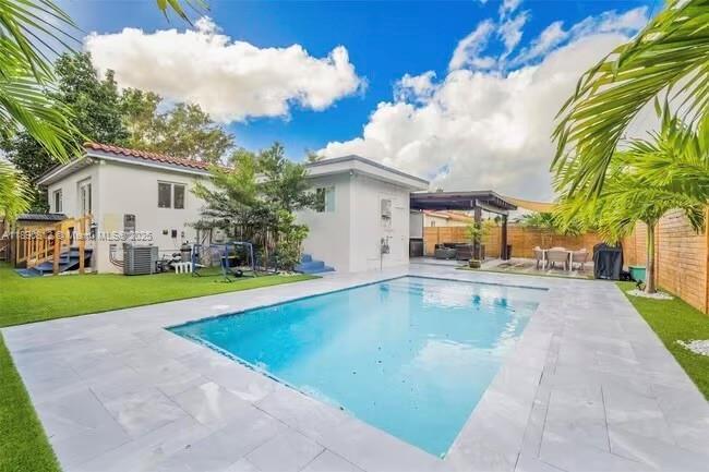 6017 SW 14th St, West Miami, Florida 33144, Estados Unidos