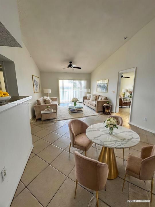 5031 Wiles Rd 202, Coconut Creek, Florida 33073