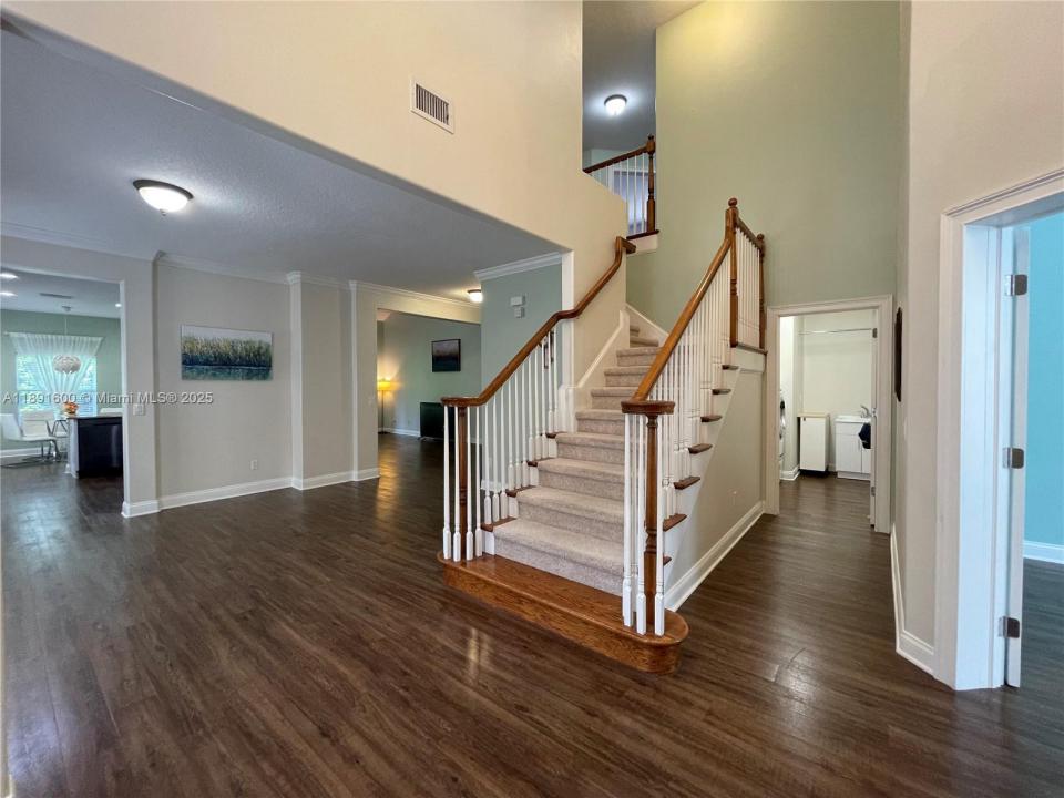 6841 DOLCE STREET, Orlando, Floride 32819, États-Unis
