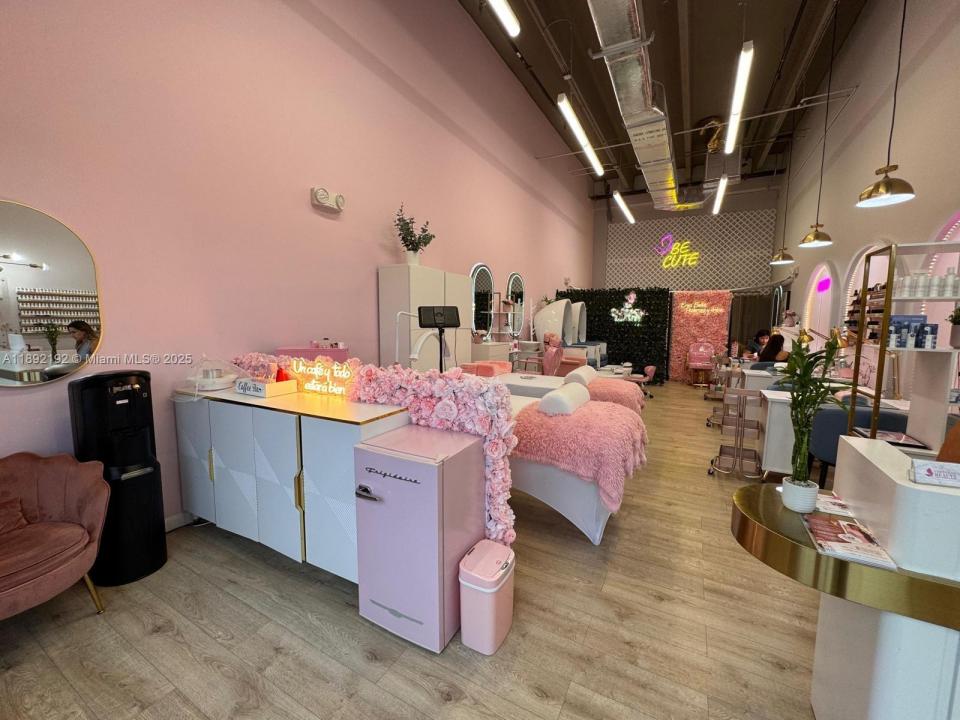 10890 NW 17th St 123, Sweetwater, Florida 33172, Estados Unidos