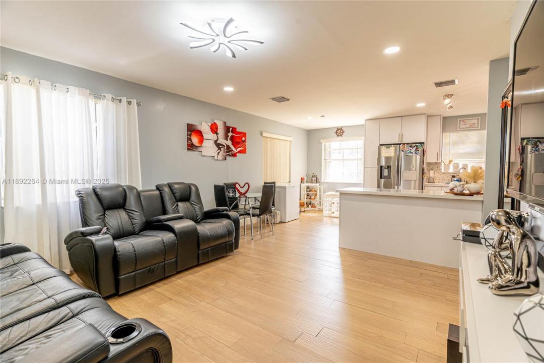 19513 SW 116th Ave, Miami, 佛羅里達州 33157, 美國