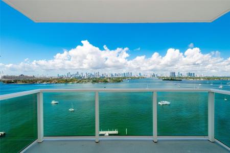 1000 West Ave 1517, Miami Beach, Florida 33139, USA