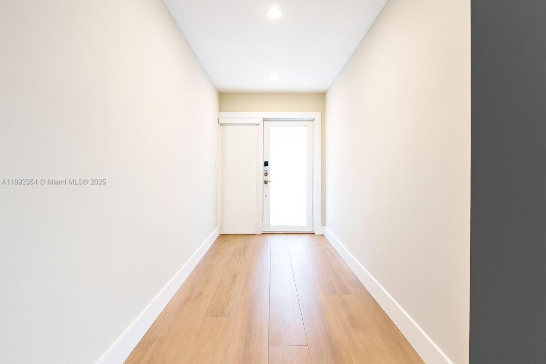 8232 SW 81st Ter 8232, Miami, Флорида 33143, Соединенные Штаты