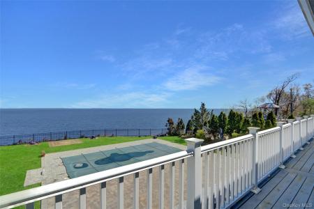 25 Wildwood Road, Brookhaven, Нью-Йорк 11778, Соединенные Штаты