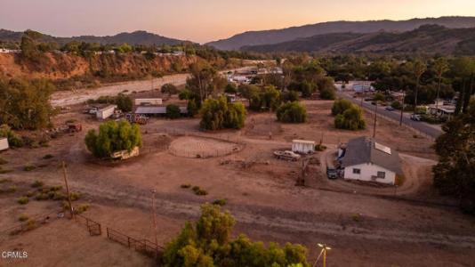 Riverside Road, Oak View, California 93022, Estados Unidos