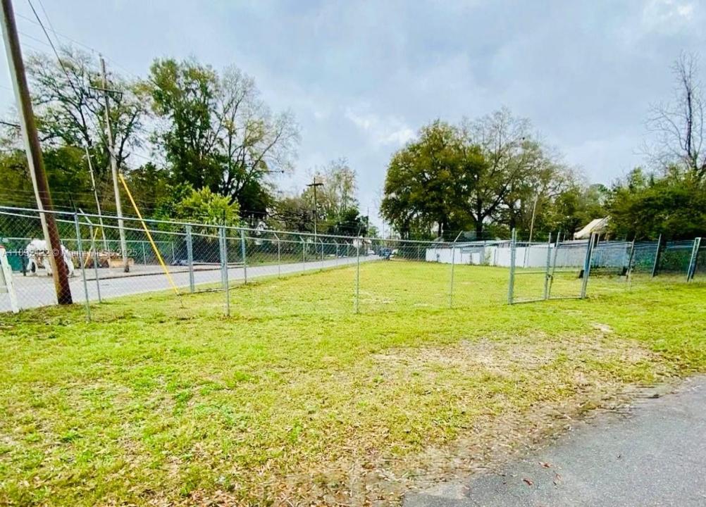 803 N LLOYD ST, Other City - In The State Of Florida, Florida 32536