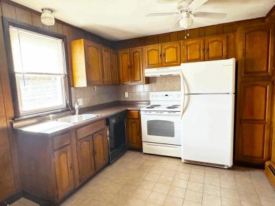 246 George Waterman Road 2, Johnston, 罗得岛 02919, 美国