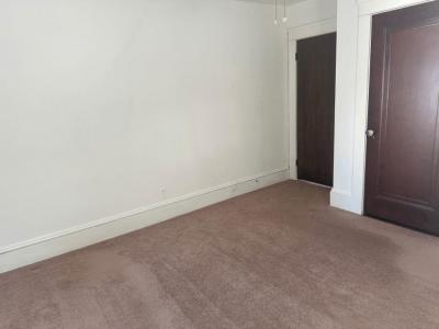 246 George Waterman Road 2, Johnston, 罗得岛 02919, 美国
