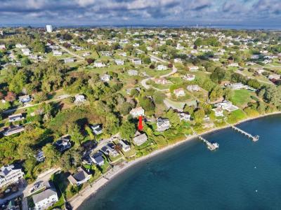 73 Bayside Avenue, Portsmouth, Rhode Island 02871, États-Unis