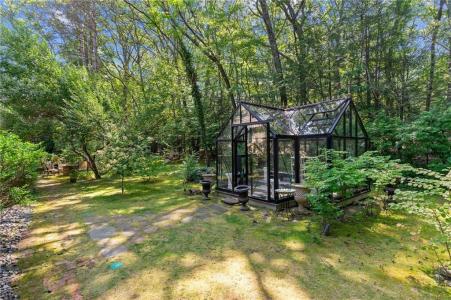 310 Twin River Road, Lincoln, רוד איילנד 02865, ארצות הברית של אמריקה