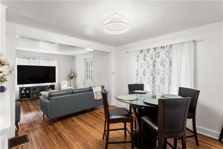 476 Providence Street 1, West Warwick, Rhode Island 02893, Stati Uniti