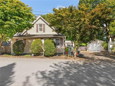 11 Bowen Street, Johnston, RI 02919, USA