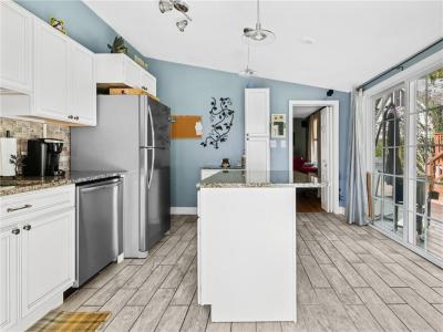11 Bowen Street, Johnston, Rhode Island 02919, USA