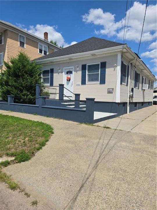 27 STEDMAN Street, Pawtucket, 罗得岛 02860, 美国