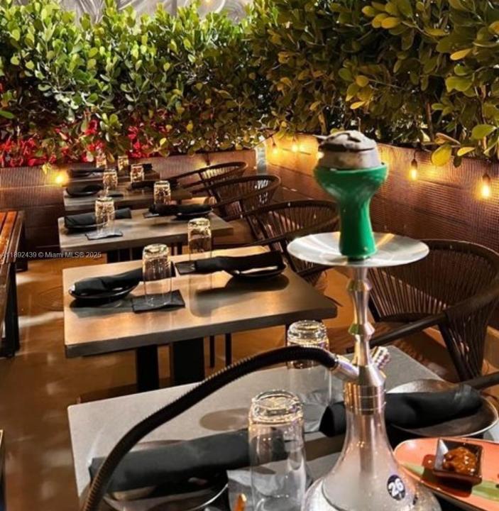 NW 25th St, Miami, Флорида 33127, Соединенные Штаты